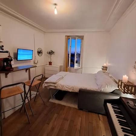 Studio Calme Et Cosy A Διαμέρισμα *